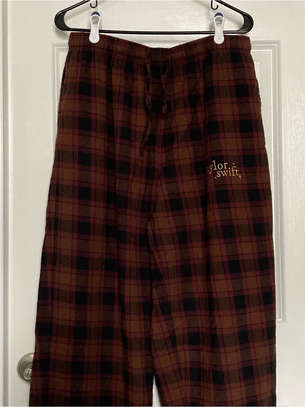 Taylor Swift evermore Gold Rush pajama set - Picture 7 of 12